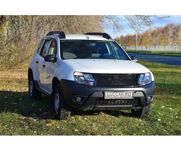Решетка радиатора (ABS) Renault Duster