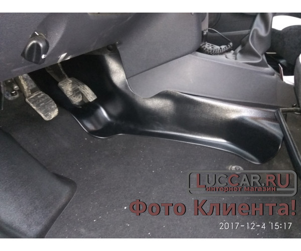 Накладки на ковролин центрального тоннеля Рено Логан 2, Сандеро 2