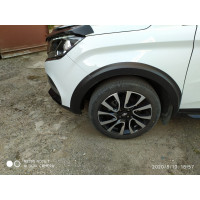 Cross-обвес "Нового образца" для Lada Xray ( Расширители колёсных арок и порогов, защита бампера) Cross-обвес "Нового образца" для Lada Xray ( Расширители колёсных арок и порогов, защита бампера)