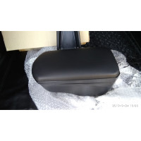 Подлокотник "ArBox 2" для Lada Xray