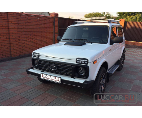 Светодиодные подфарники (надфарники) для Lada 4х4 (Нива) с дневными ходовыми огнями (оригинал)