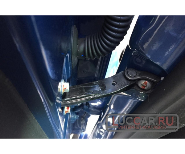 Ограничитель задней двери для Lada Vesta (Нового образца - 8450031789) 