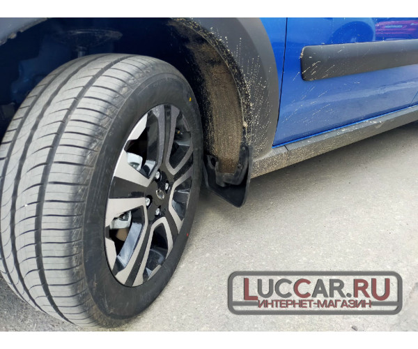 Брызговики передние широкие для Lada Largus Cross