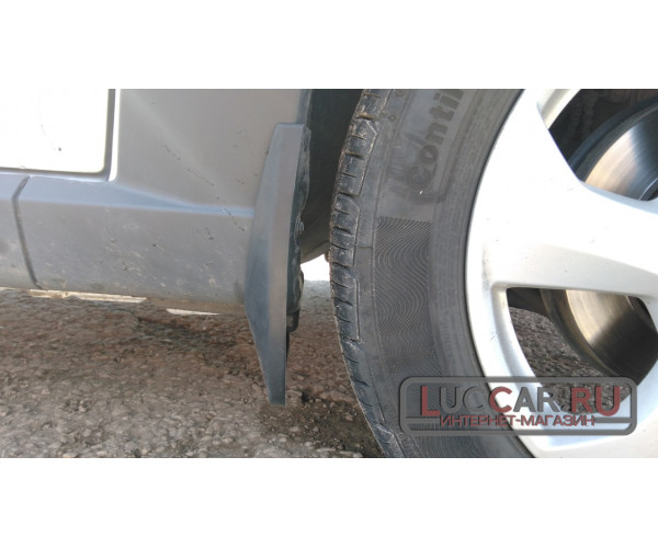 Брызговики передние широкие для Lada Largus Cross