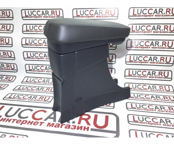 Подлокотник «ArSolid 2» для Lada Xray Cross