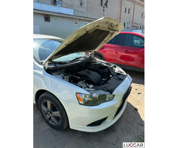 Газовые упоры капота Mitsubishi Lancer X (10) / Митсубиси Лансер 10